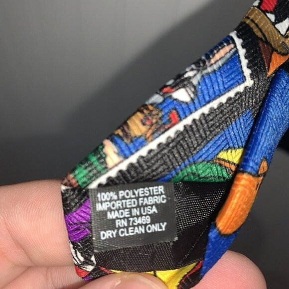 Vintage Men's Looney Tunes Stamp Collection Neck Tie Made In USA 1997 - Picture 8 of 9